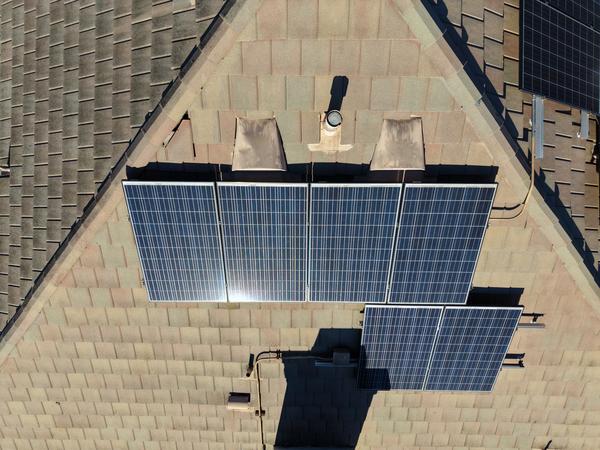 Aerial view of 6-panel string (String 2)